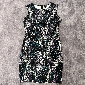 Black and White Sleeveless Crew Neck Sheath Dress